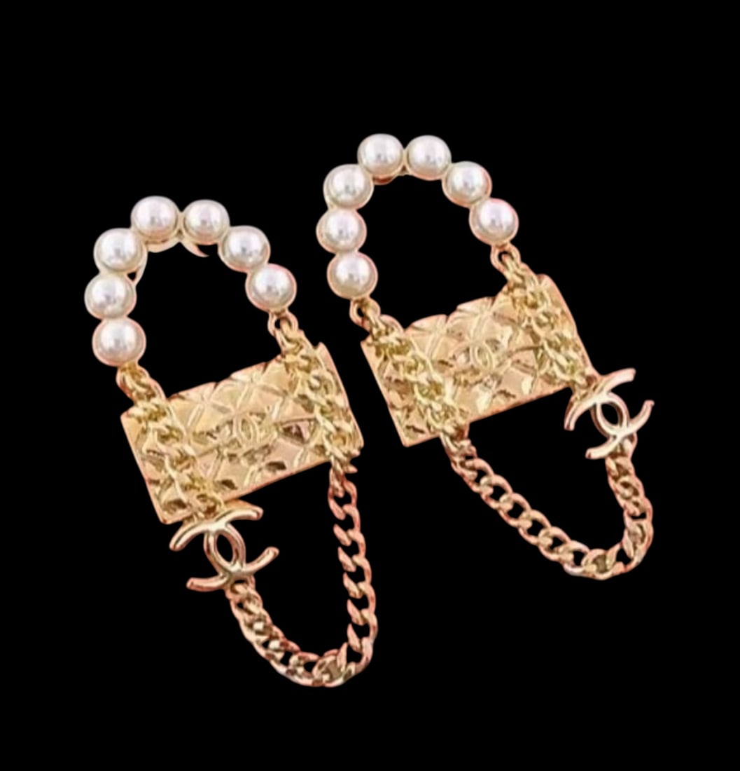 Chanel Bag Earrings: iNCLUDES BOX- Shipping only -All sales are final,please inspect all the items before bidding