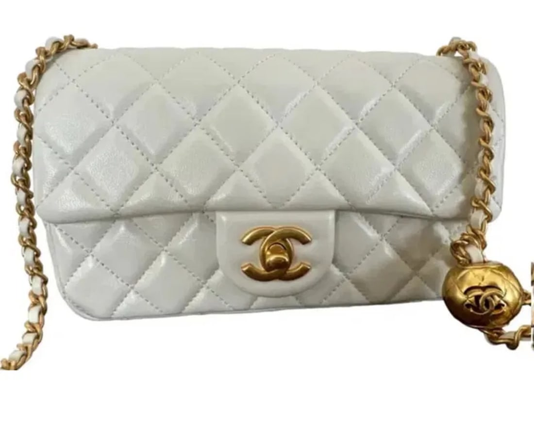 Chanel White Bag (1 of 4)