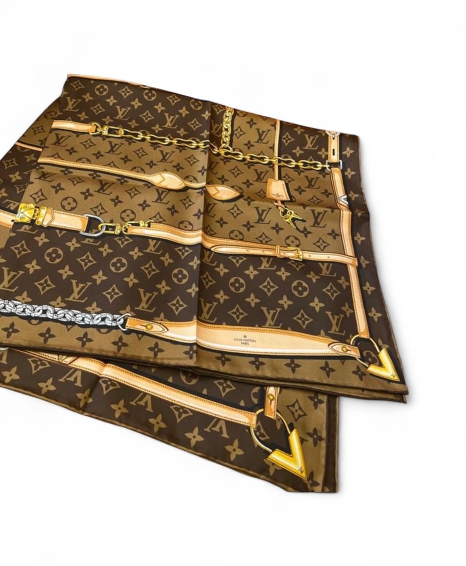 LV Monogram Scarf (1 of 1)