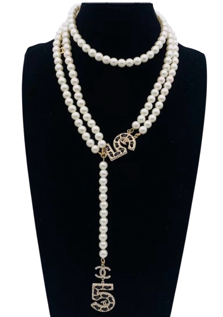 Chanel No.5 Necklace (1 of 1)