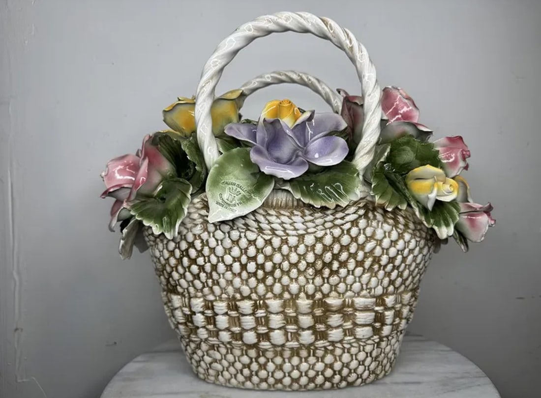 Large Flowers Capodimonte Center Piece: Size: 16 IN X13 in