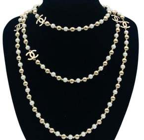 Chanel Faux Pearls Necklace