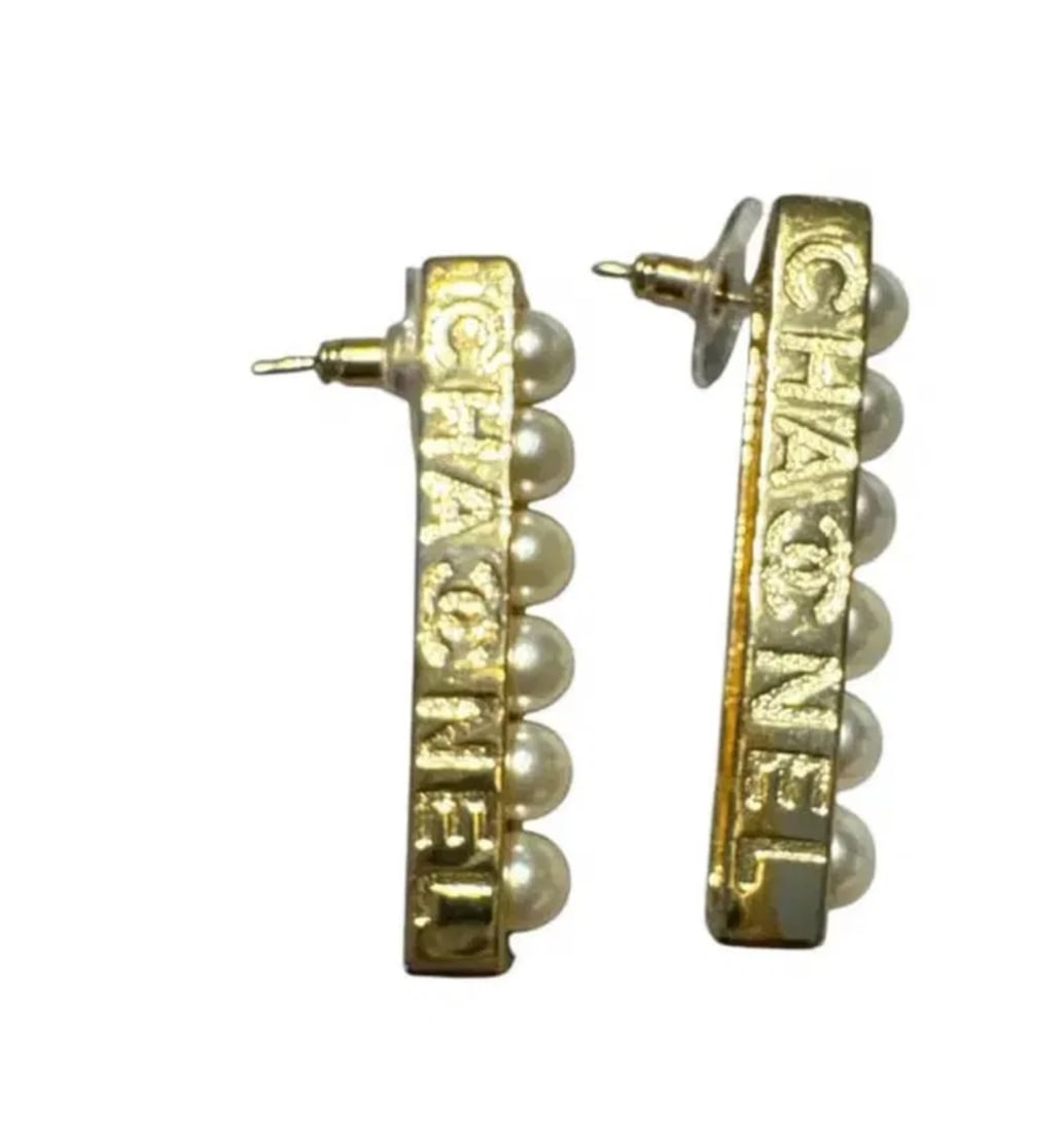 Chanel Parld Gold Earrings: iNCLUDES BOX- Shippin only -All sales are final,please inspect all the items before bidding.
