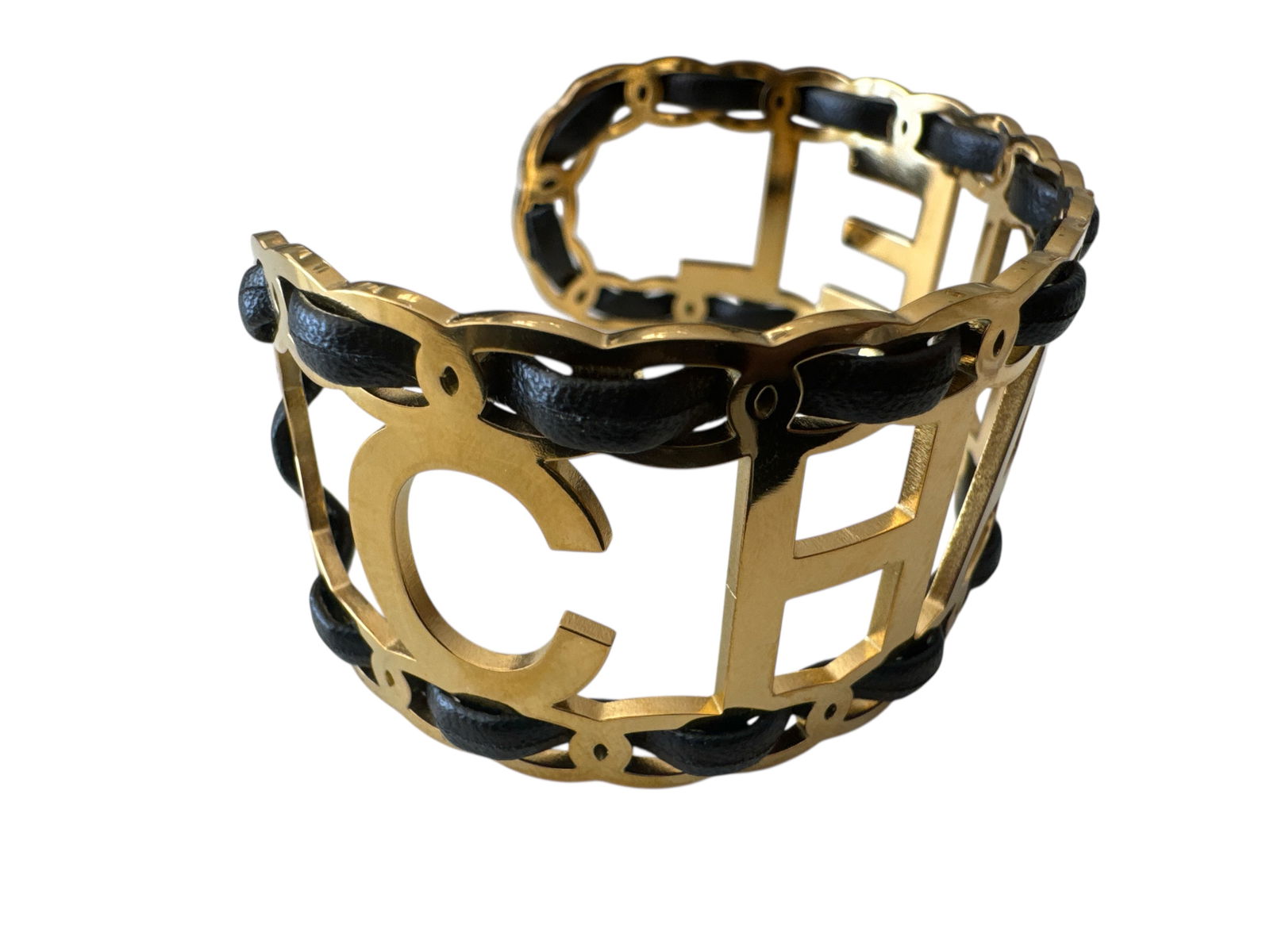 Chanel Leather Bracelet: iNCLUDES BOX- Shipping only -All sales are final,please inspect all the items before bidding