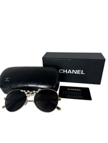Gucci Aviator Sunglasses