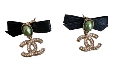 Chanel Pendant Leather Earrings