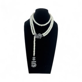 Chanel Faux Pearls Necklace