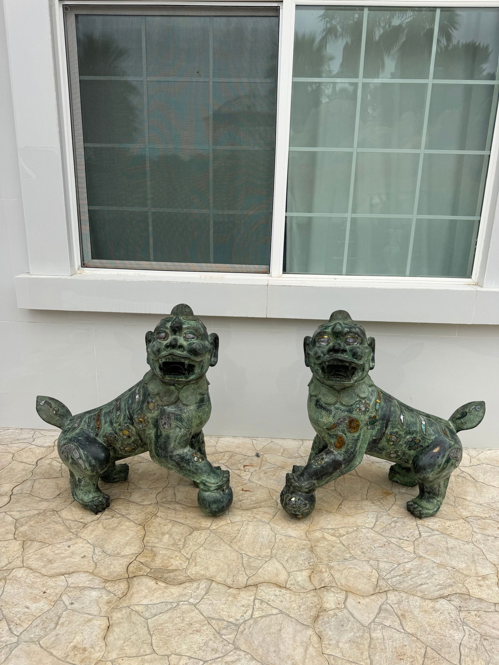 Enormous Bronze Foo Dogs: Size:40 in x 35 in x 7 W