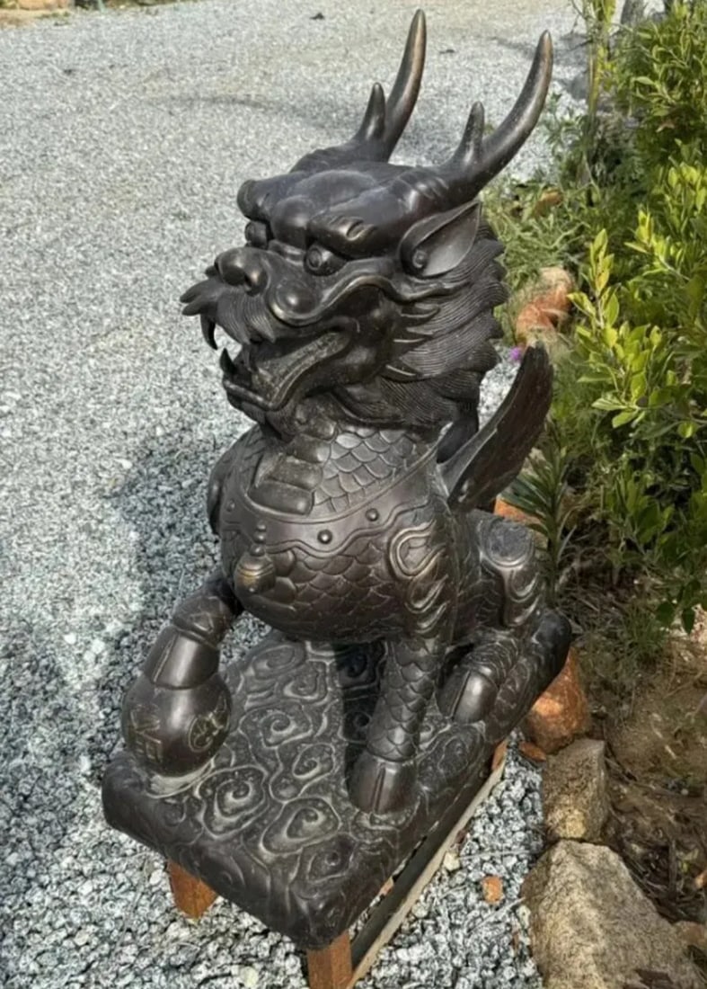 Large Bronze Dragon Foo Dog Sculpture - 3