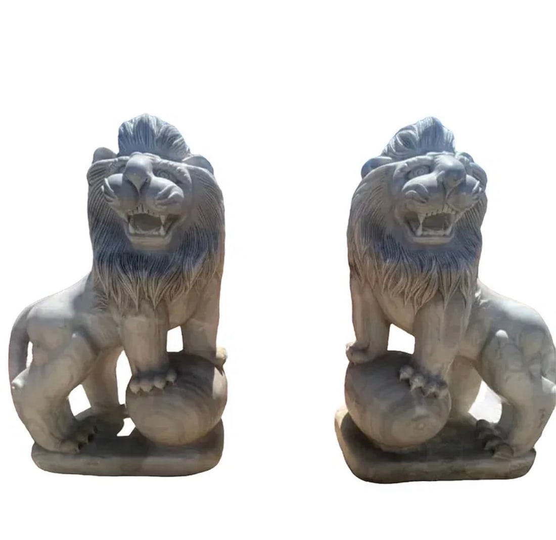 Life Size Marble Lions Sculptures: Size:57 in x 33 in x 17 in