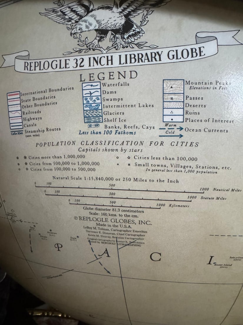 Replogle Diplomat Illuminated Floor Globe - 4