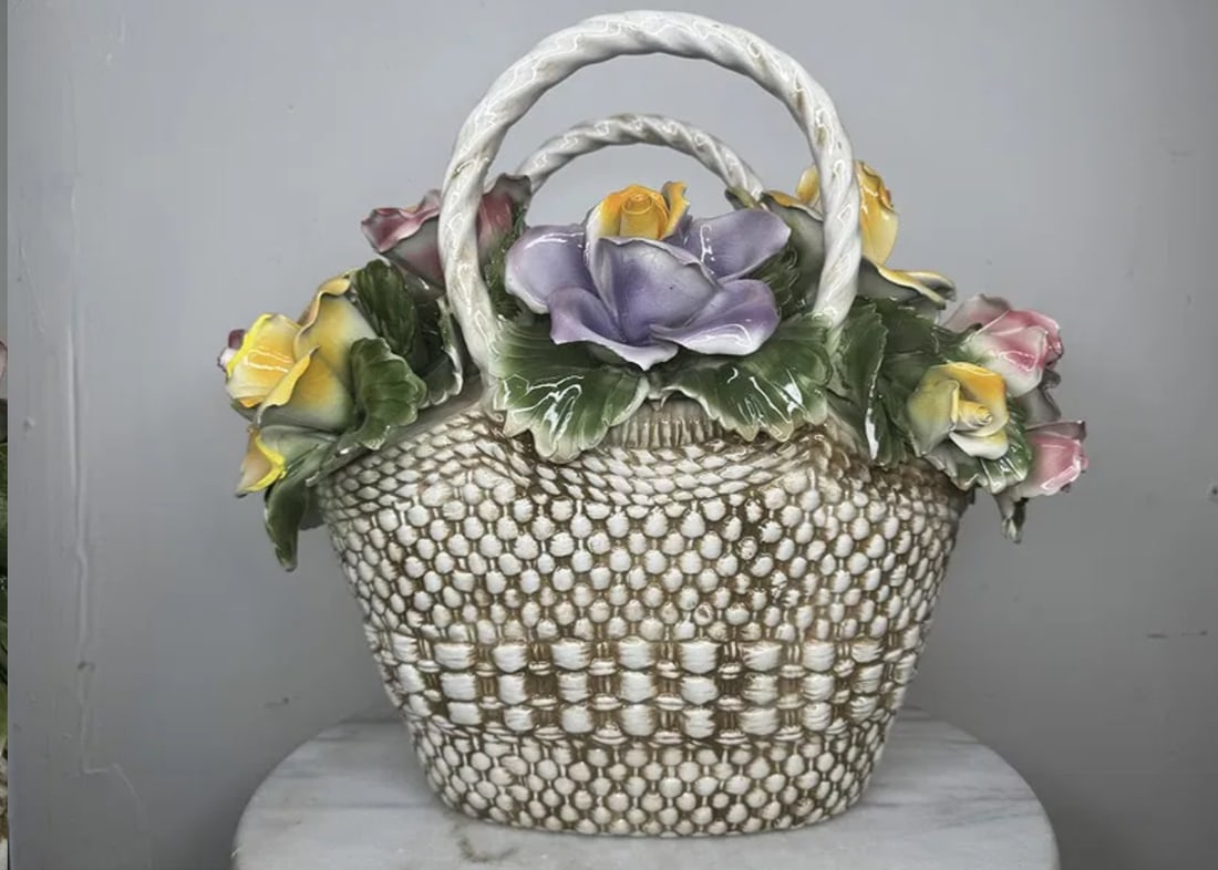 Large Flowers Capodimonte Center Piece - 3