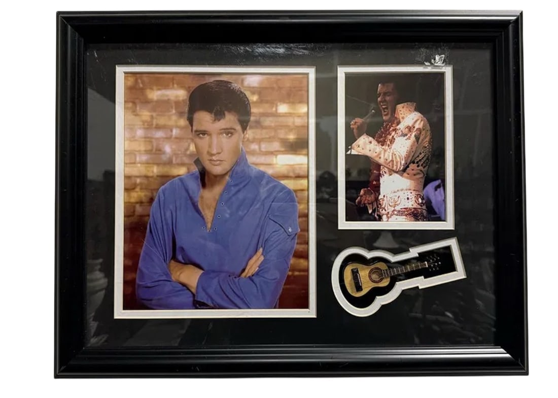 Elvis Persley Memorabilia: Size: 18 in x 14 in