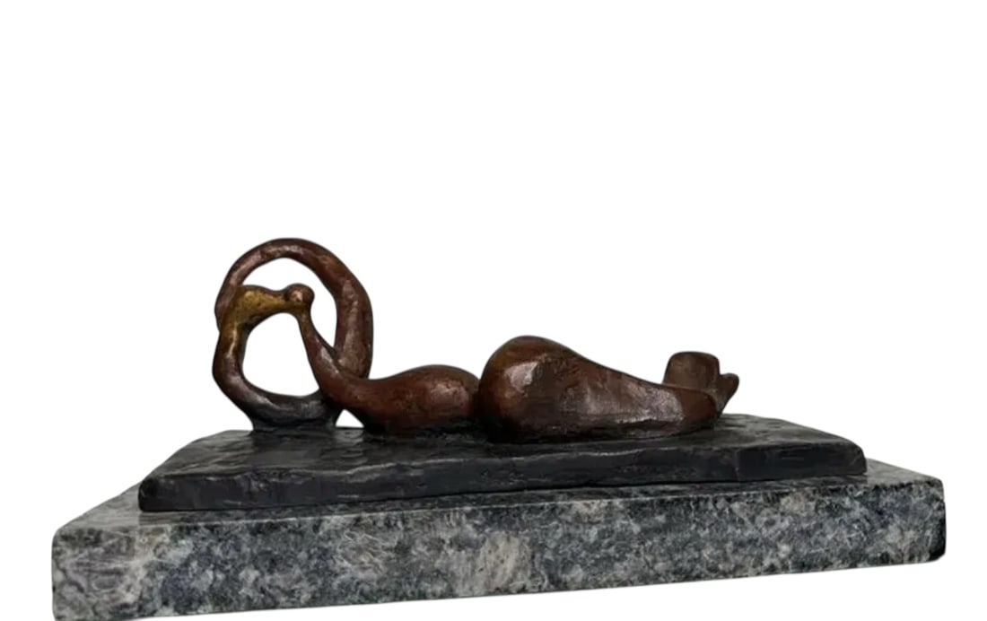 Picasso Abstract Bronze Sculpture: SIZE: 13 INX 9 IN