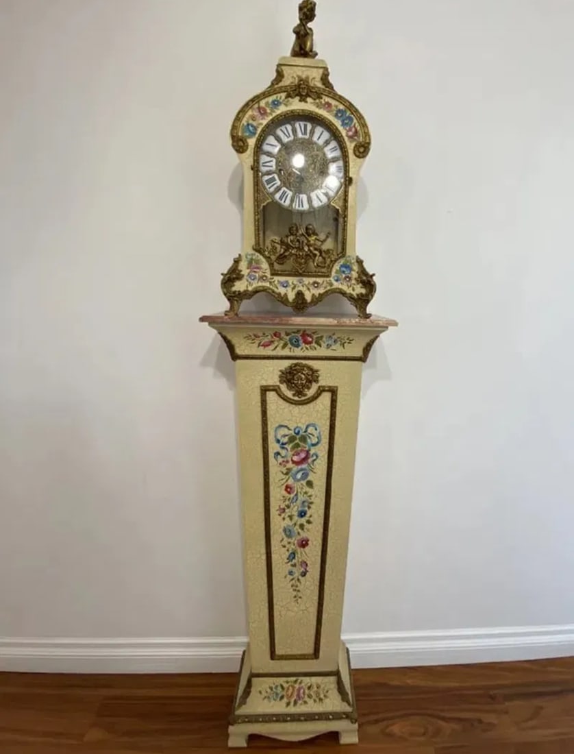 Italian Tiffany Stlye Clock and Pedestal: Size: 46 in x 18 in x 10 in