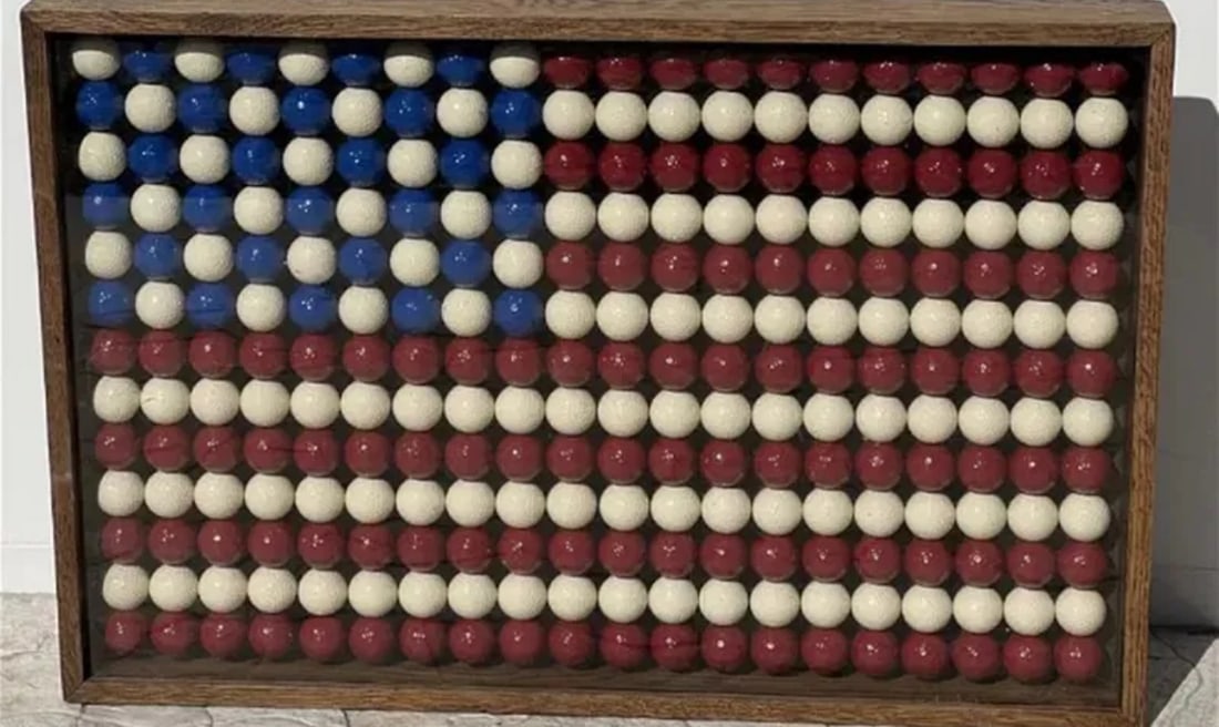 Handmace Golf Balls American Flag: Size: 36 in x 24 in
