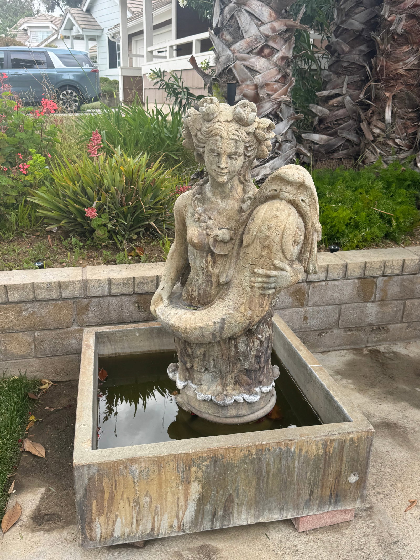 Antique Sea maiden mermaid Sculpture Fountain: Cast Stone -The story behind this style usually comes from classical mythology and ocean symbolism:A mermaid or sea nymph represents beauty, mystery, water, femininity, and protection of the sea. In o