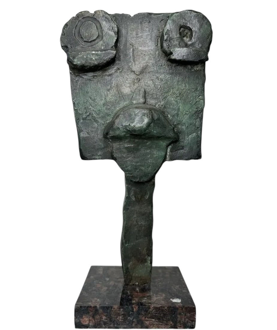 J. Miro Abstract Sculpture: Size: 12 in x 5 in x 3 in