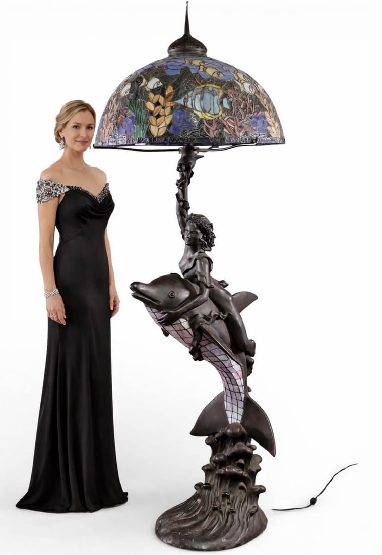 Monumental Tiffany Style Floor BRONZE Lamp: Size: 90 in H