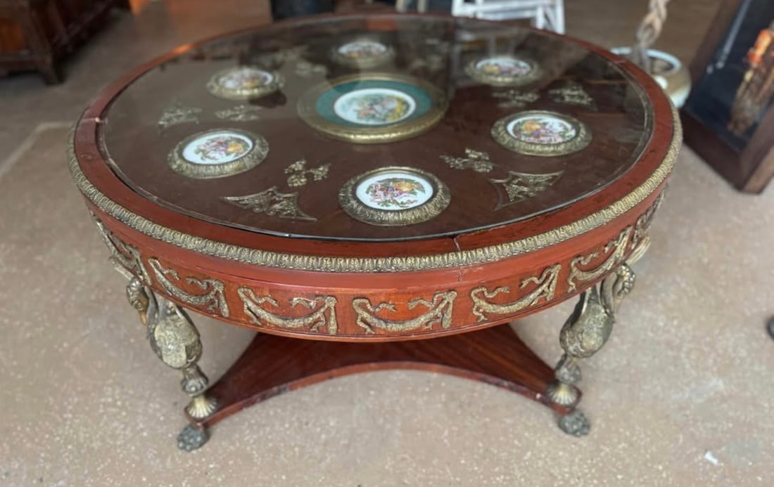 Large FRENCH STYLE Coffee Table: Size: 50 in H x 25 in