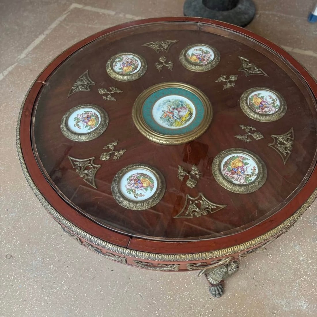 Large FRENCH STYLE Coffee Table - 3