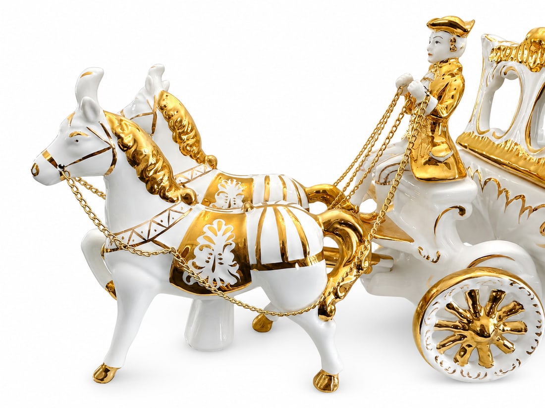 Large Porecelain Carriage - 2