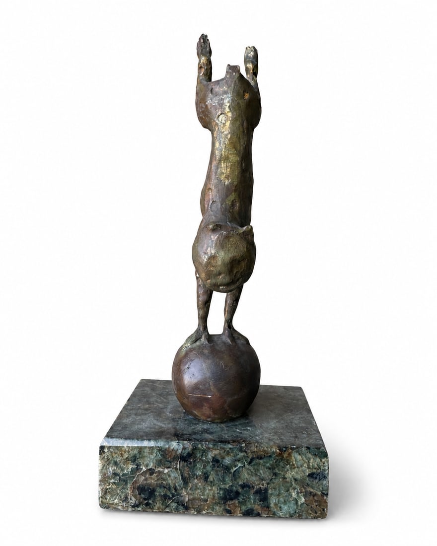 Sergio Bustamente Bronze Cat Sculpture: Size: 9” x 3” x 4”