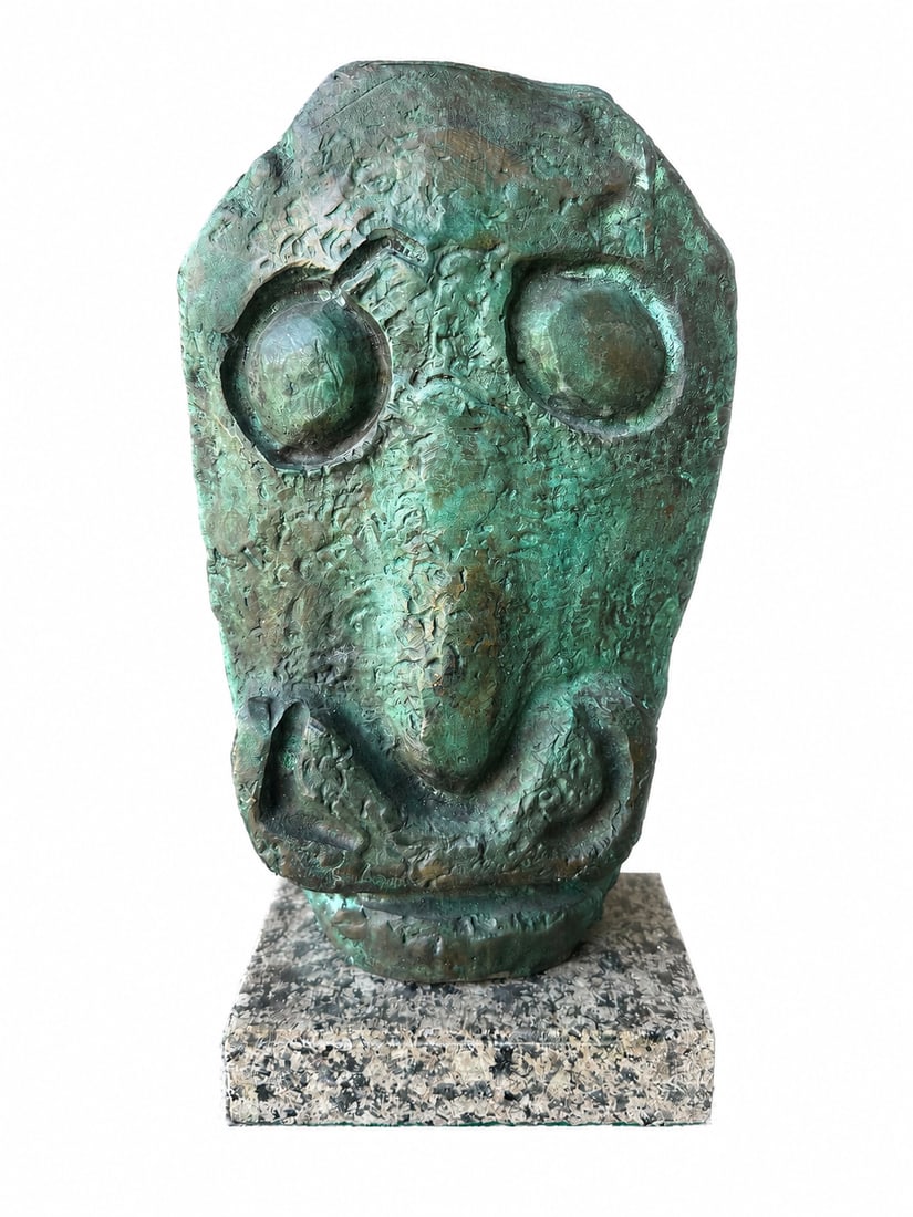 Picasso Abstract Modern Bronze Sculpture: Size: 11” x 5 in x 3 in
