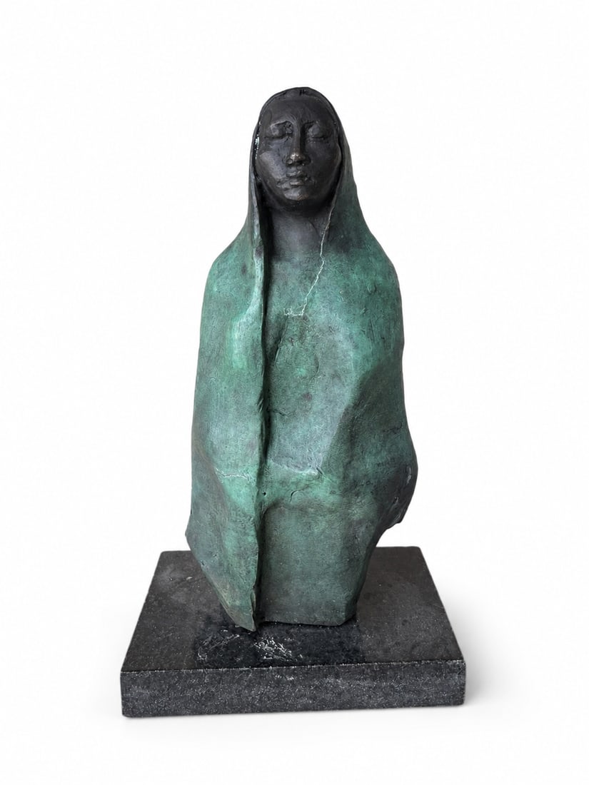 Francisco Zuniga Large Native Bronze Sculpture: Size: 10 in x 5.5 x 3