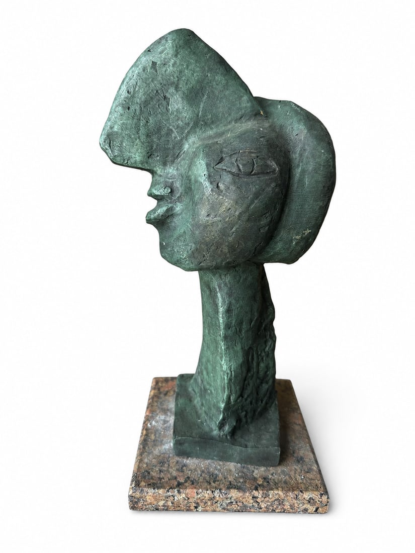 Picasso Large Abstract Bronze Sculpture: Size: 15” x 6 x 6 in