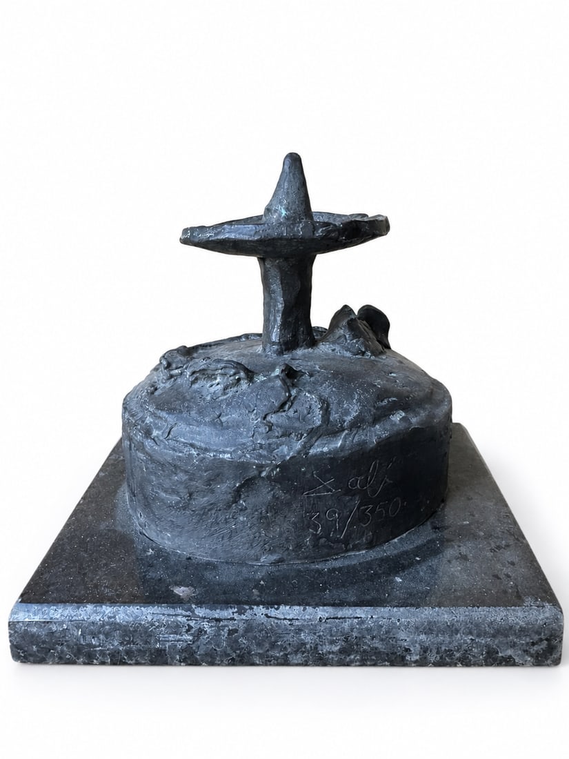 Dali Abstract Bronze Sculpture: Size: 15 in x 6 in x 6 in