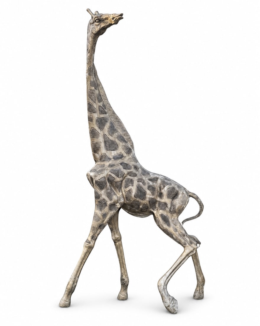 Life Size Girrafe Bronze Sculpture: Size: 115 inches tall