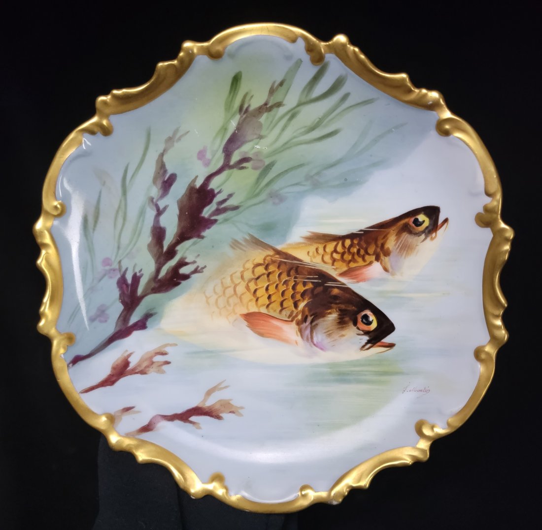 Limoges Coronet France - Scalloped Fish Plate - 10": Limoges Coronet France - Scalloped Fish Plate.