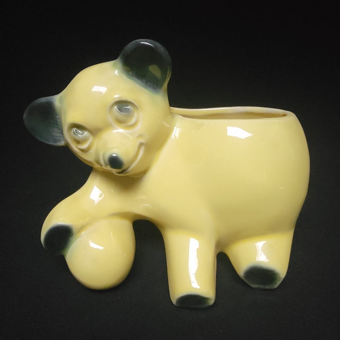 Vintage Original McCoy Pottery Yellow Bear Planter (1 of 5)