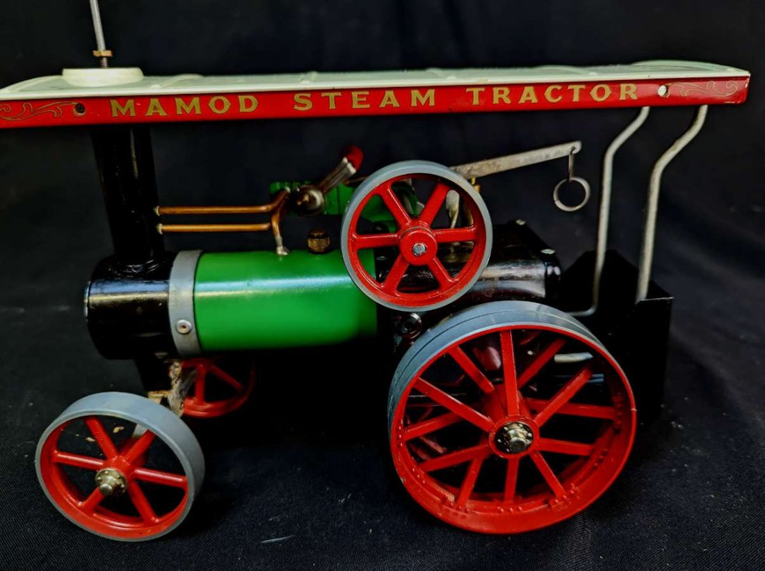 Mamod Steam Engine Tractor toy circa 1960's (1 of 5)