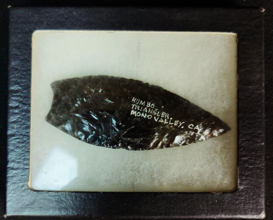 Obsidian Arrow Head Humbo Tribe  Triangler Mono Valley CA. (1 of 5)