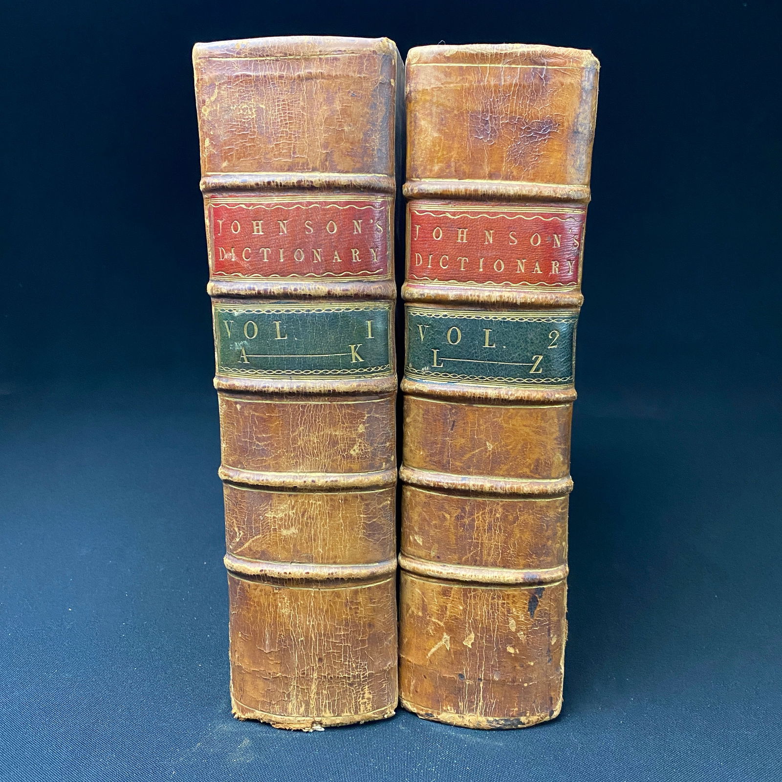 1785 Samuel Johnson Dictionary of the English Language 2 Vol: Volume 1, and 2 of Samuel Johnson's Dictionary of the English Language. The set was published in London in 1785 and is the sixth edition of this book.