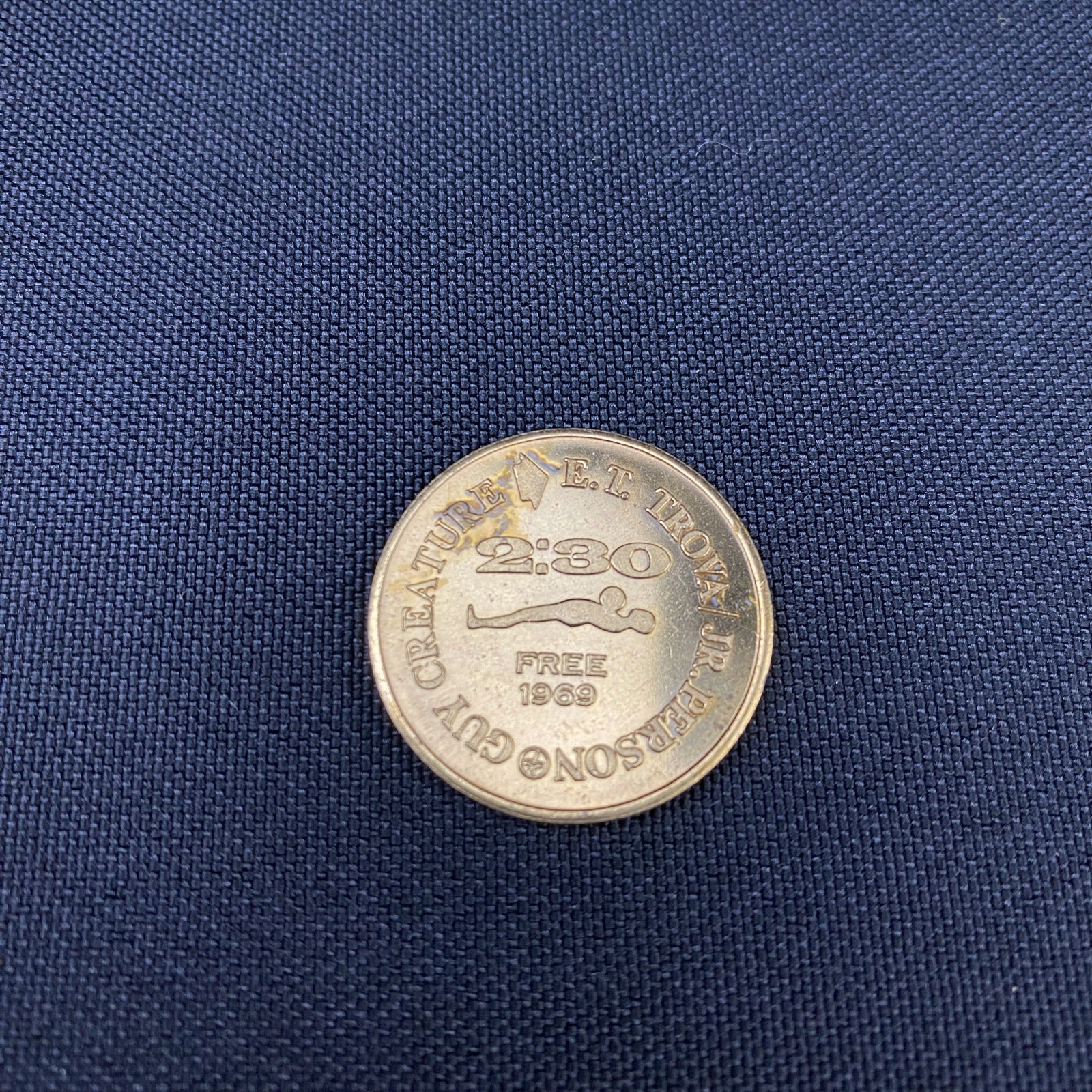 Ernst Trova Jr. Person Guy Creature Medalion 1969: Ernst Trova Jr. Person Guy Creature Medalion 1969