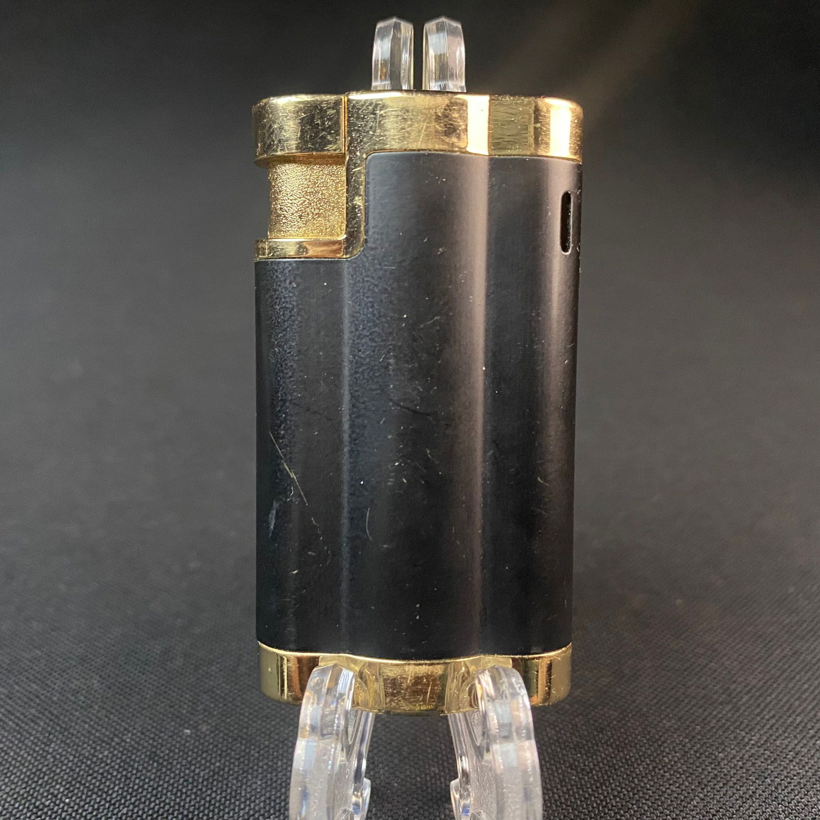 Gold and Black Colibri Korea Electro Quartz Butane Lighter (1 of 2)