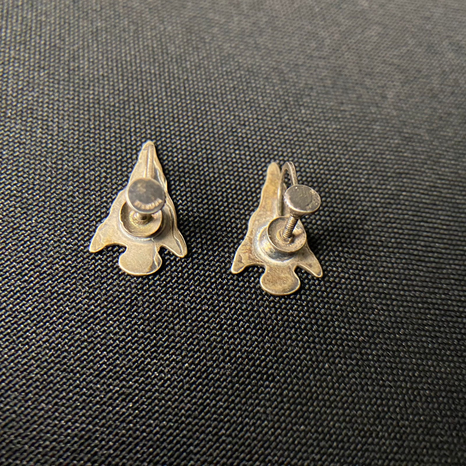 Sterling Silver Arrowhead Screw Back Earrings - 4