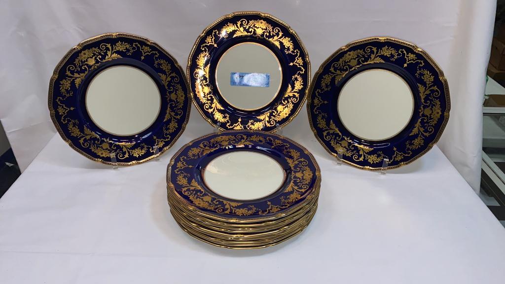 12 COBALT & GOLD ROYAL DOULTON DINNER SERVICE PLAT (1 of 7)