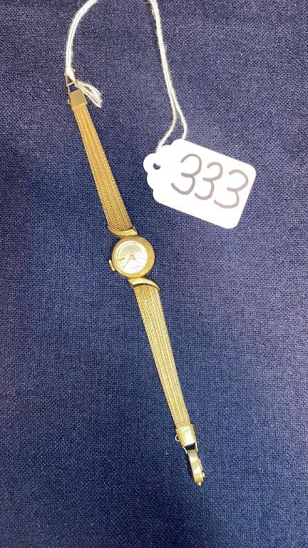 Vintage Benrus 14k yellow gold ladies watch. Case (1 of 4)