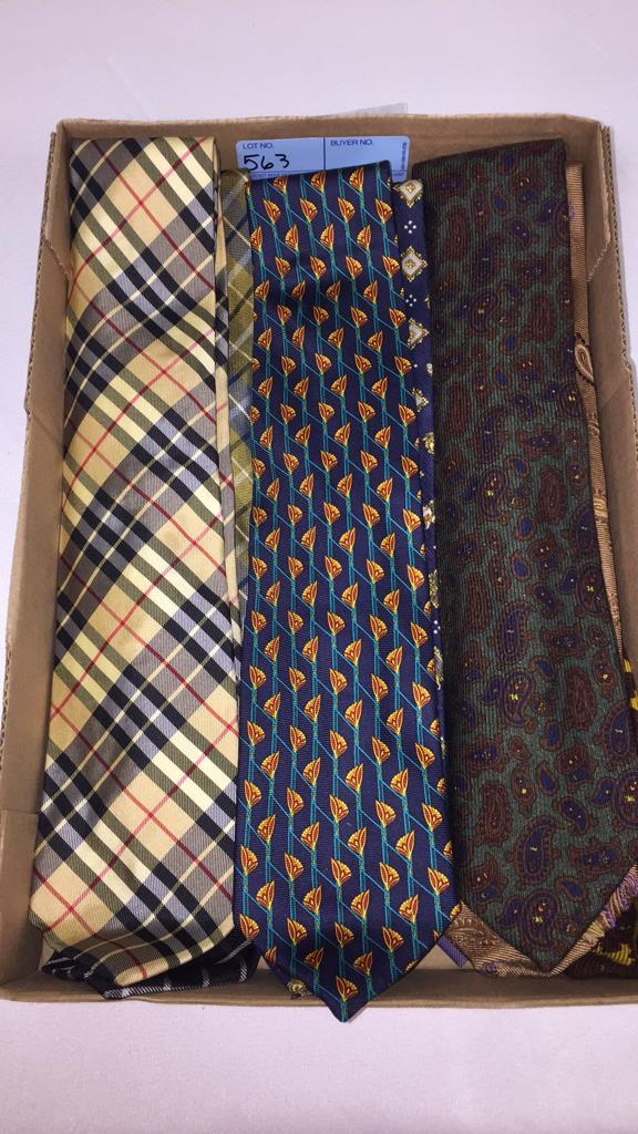 12 DESIGNER NECK TIES VERSACE (1 of 7)