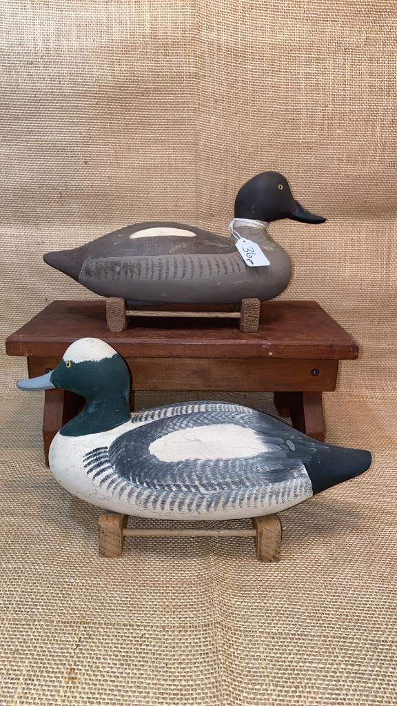 PAIR PAUL GIBSON BUFFLEHEAD DECOYS: ORIGINAL PAINT