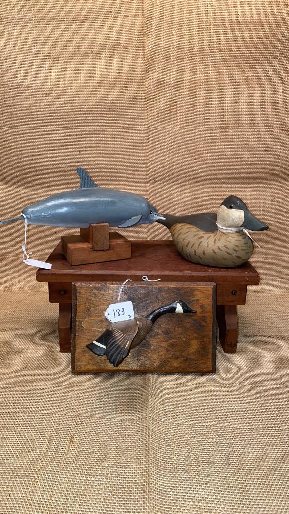 VEASEY GOOSE PLAQUE, HHB RUDDY DUCK, DOLPHIN ON: STAND