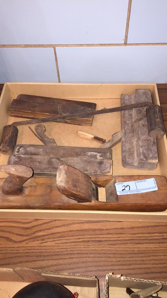 5 ANTIQUE WOOD WORKING TOOLS (1 of 6)