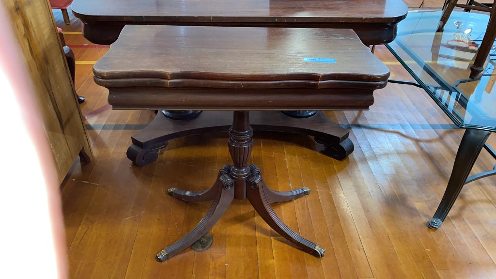 MAHOGANY DUNCAN PHYFE LIFT TOP GAME TABLE: 30" WIDE X 15" DEEP - SEE PHOTOS FOR LOSSES TO FINISH