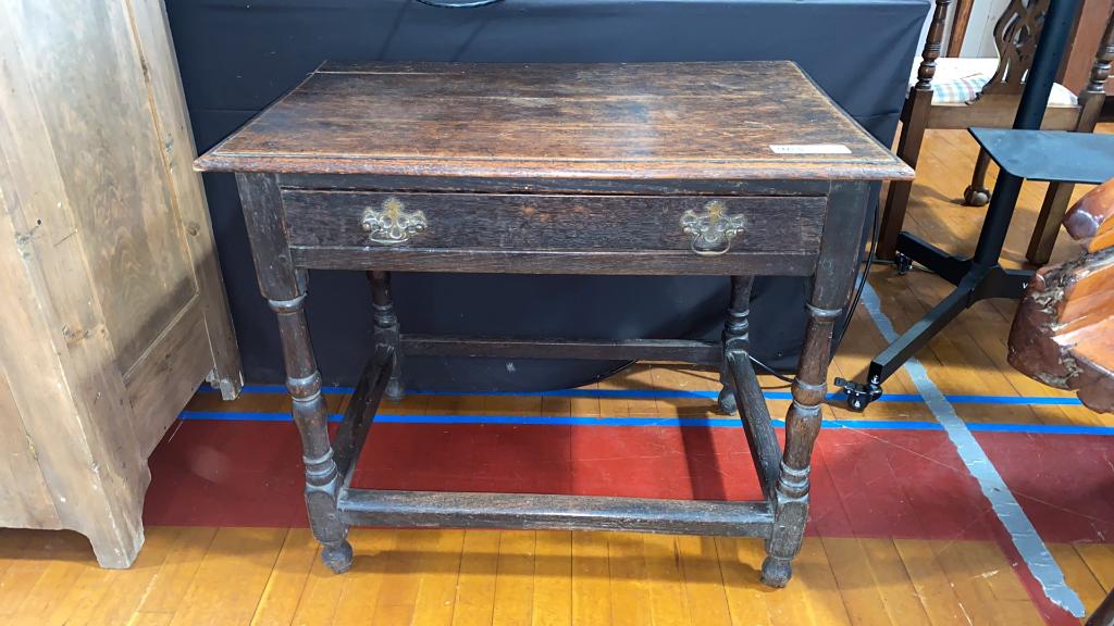 ANTIQUE TAVERN TABLE W/ 1 DRAWER (1 of 6)