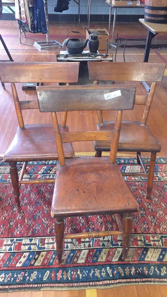 3 ANTIQUE SOFTWOOD PLANK BOTTOM CHAIRS (1 of 8)