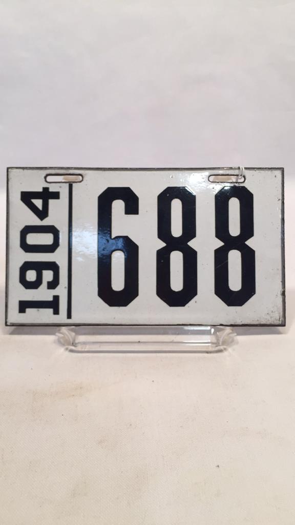 PENNSYLVANIA 1904 PORCELAIN LICENSE PLATE #688 (1 of 2)